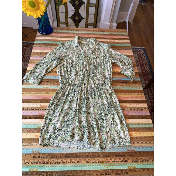 CAbi M Faux Wrap Dress Green Leaf Print 3/4 Sleeve V Neck #280 Soft Rayon EUC - Picture 7 of 13